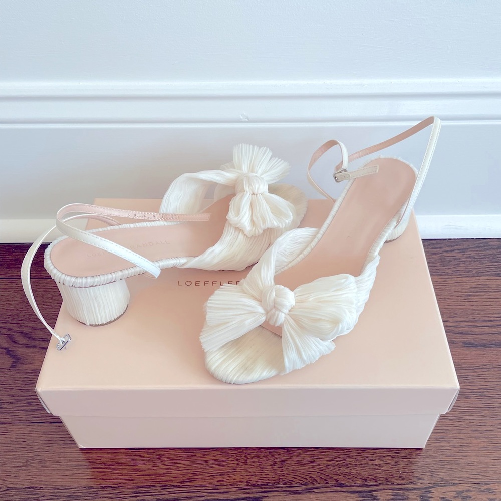 Loeffer Randall Dahlia knotted Pearl Sandals